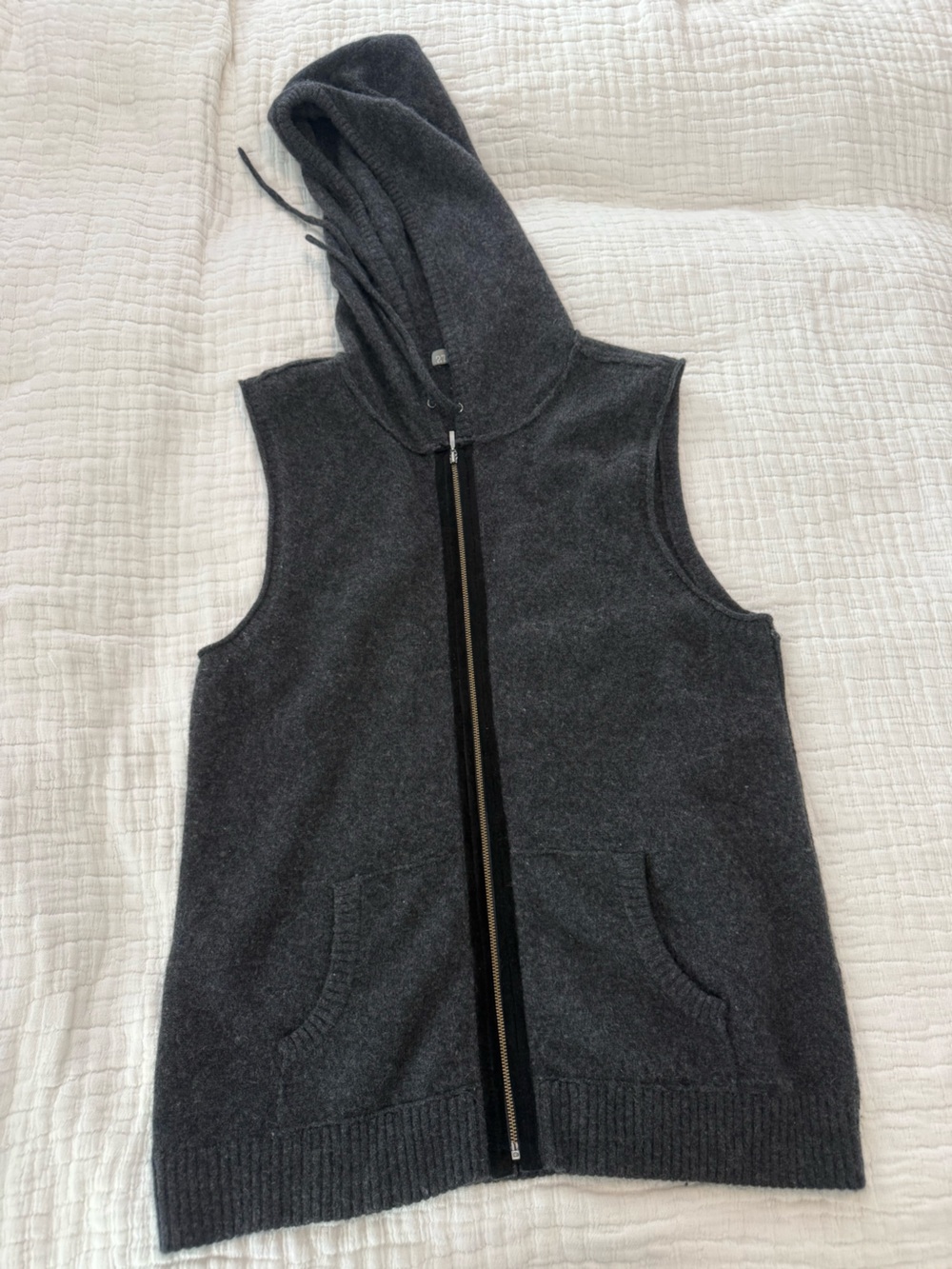 27 Miles Cashmere Sleeveless Hooded Zip Vest - Charcoal EUC 1300